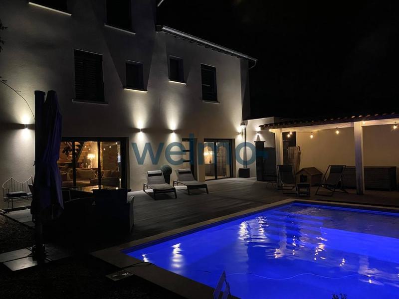 Maison - 175 m² - 8 pièces