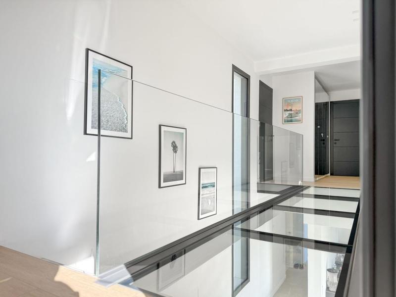 Villa - 187 m² - 4 pièces