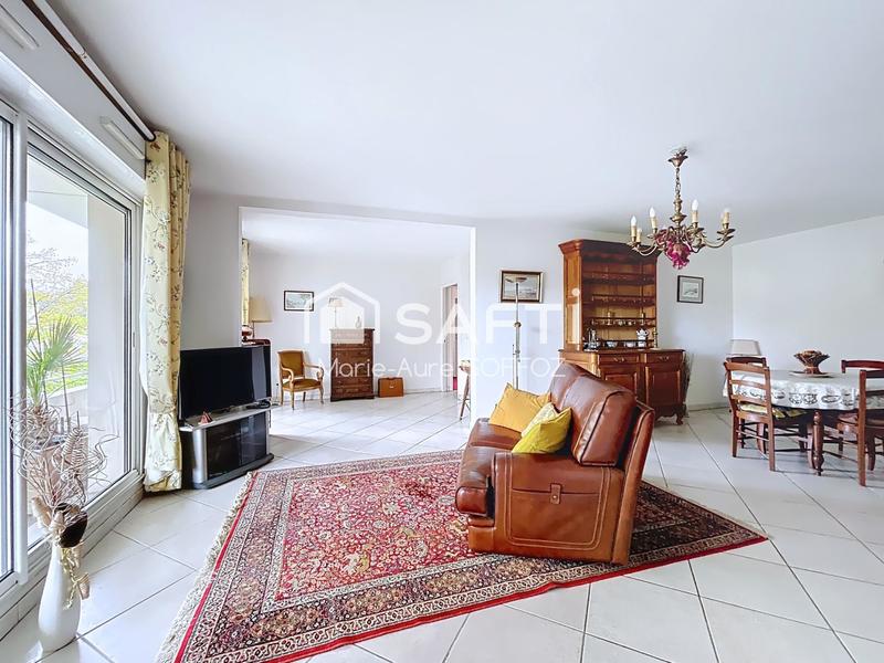 Appartement - 107 m² - 4 pièces