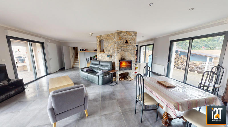 Maison - 124 m² - 5 pièces