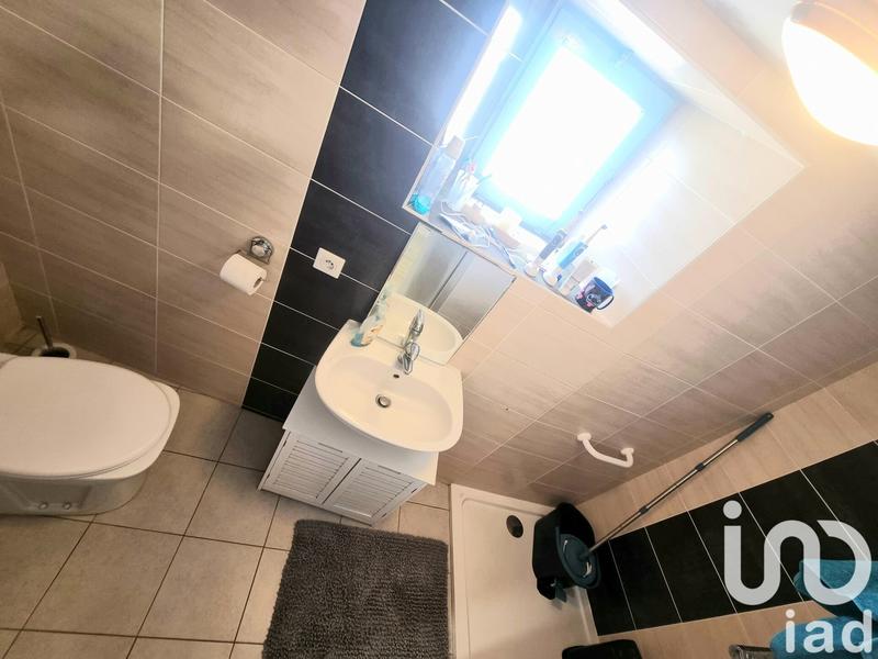 Maison - 280 m² - 11 pièces