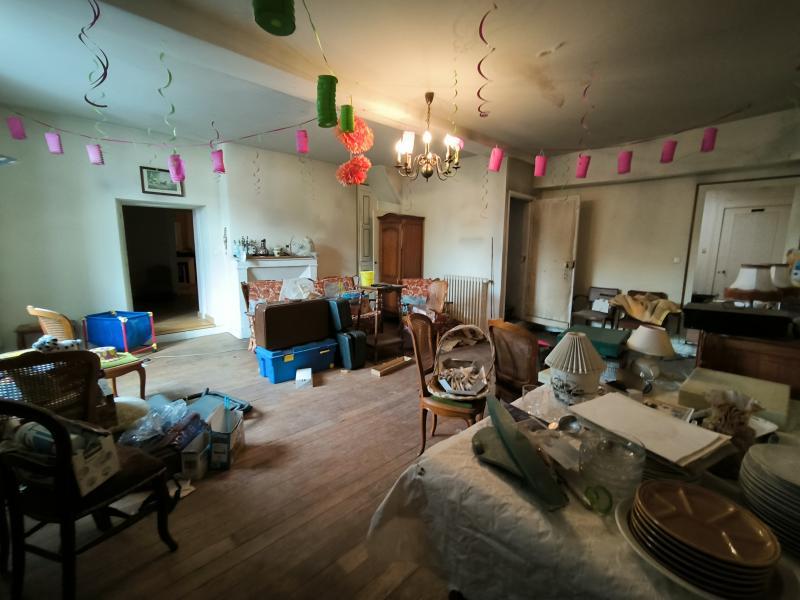 Maison - 218 m² - 10 pièces