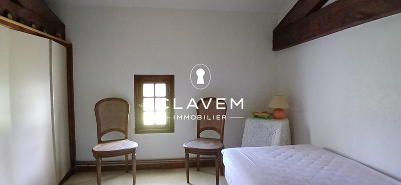 Maison - 310 m² - 13 pièces