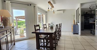 Maison - 137 m² - 6 pièces