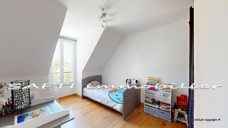 Maison - 164 m² - 8 pièces