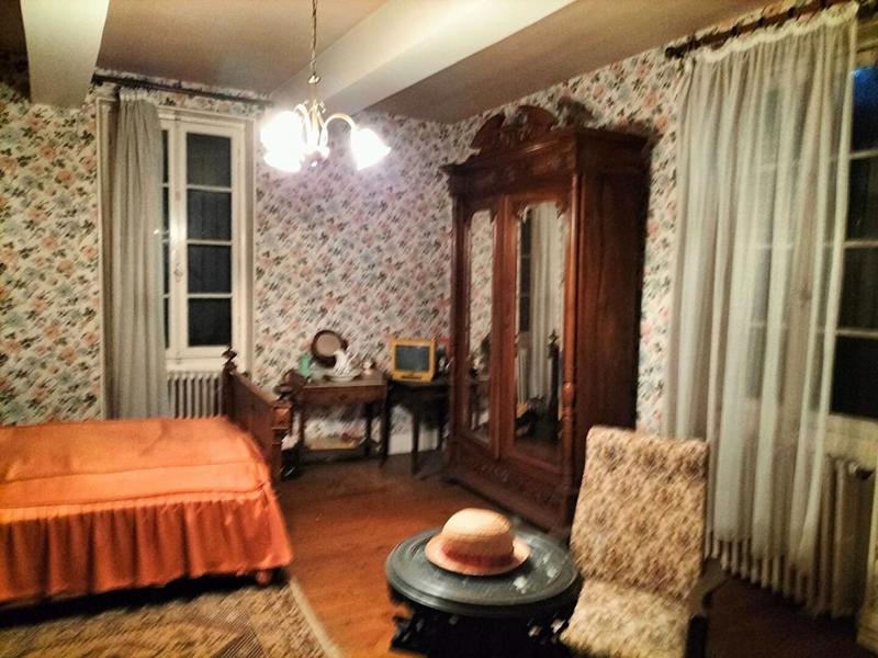 Maison - 220 m² - 8 pièces