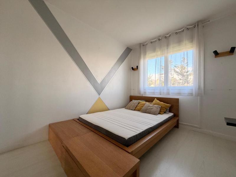 Appartement - 93 m² - 4 pièces