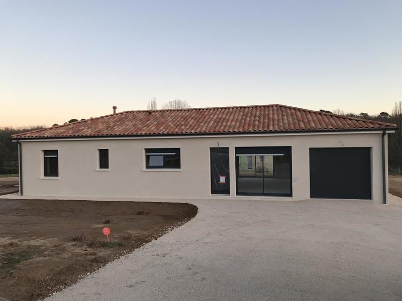 Maison - 95 m² - 4 pièces