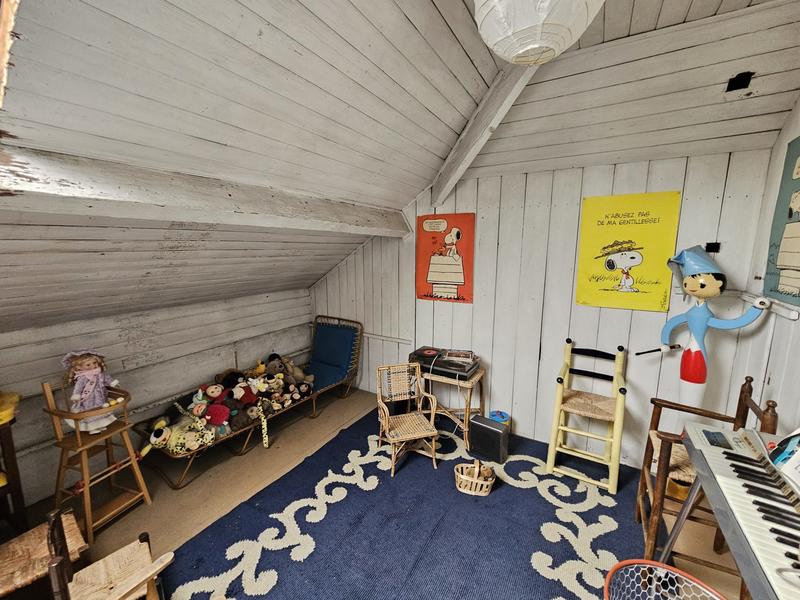 Maison - 209 m² - 8 pièces