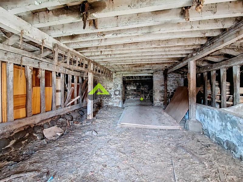 Ferme - 200 m² - 1 pièce