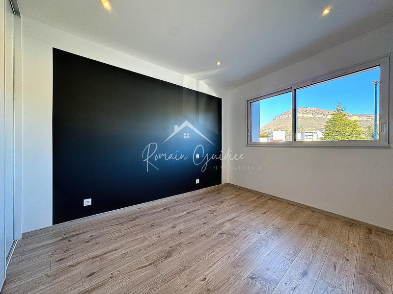 Appartement - 135 m² - 4 pièces