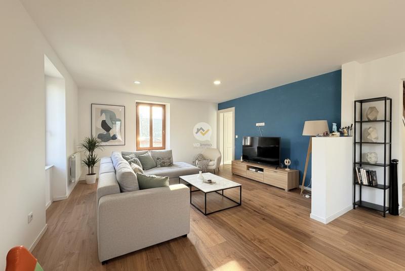 Maison traditionnelle - 180 m² - 7 pièces