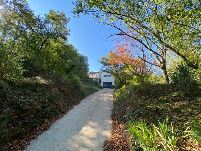 Maison - 180 m² - 7 pièces