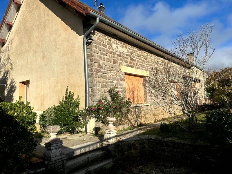 Maison de village - 175 m² - 7 pièces