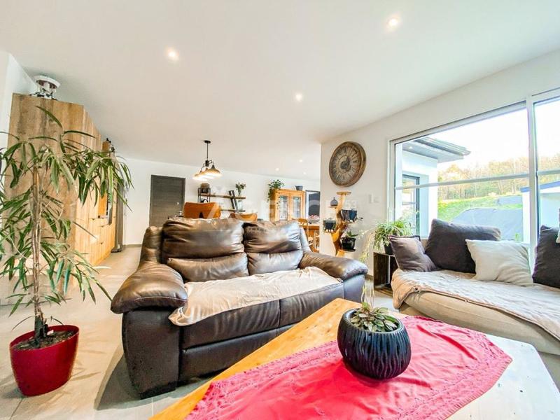 Maison - 165 m² - 6 pièces