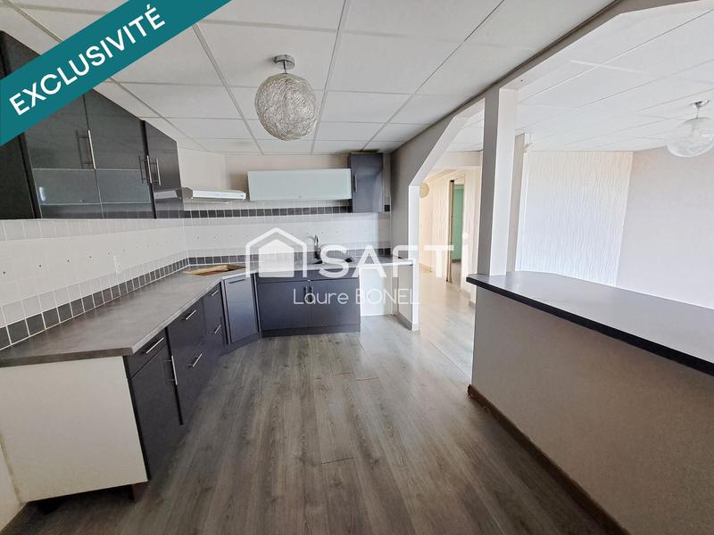 Maison - 232 m² - 8 pièces