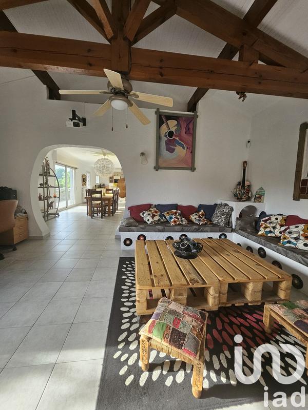 Maison - 217 m² - 5 pièces