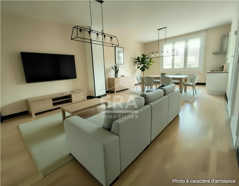 Maison - 82 m² - 5 pièces