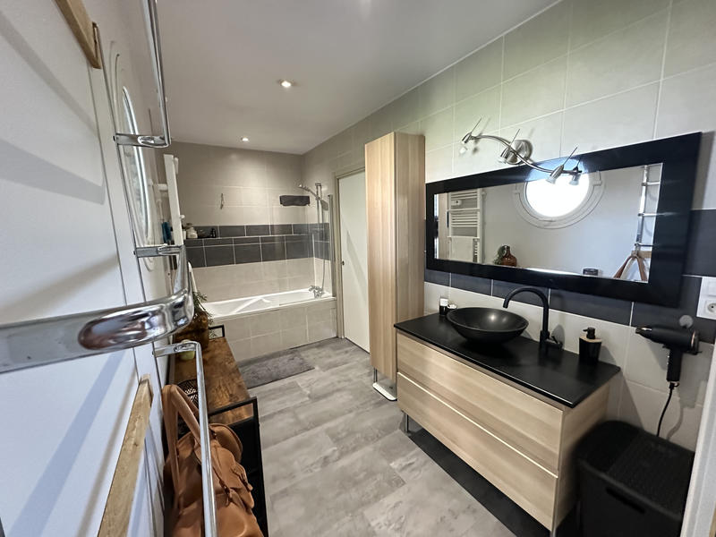 Maison - 150 m² - 6 pièces