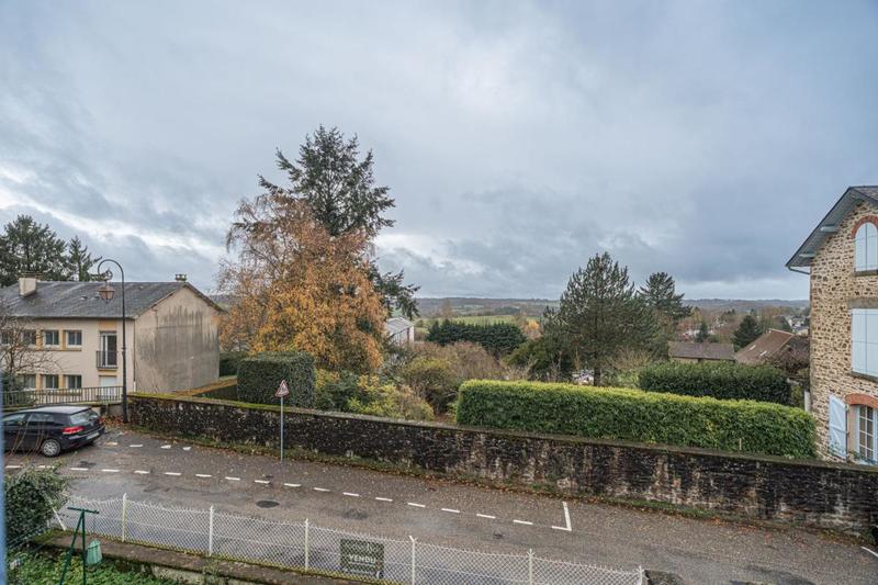 Maison - 108 m² - 5 pièces