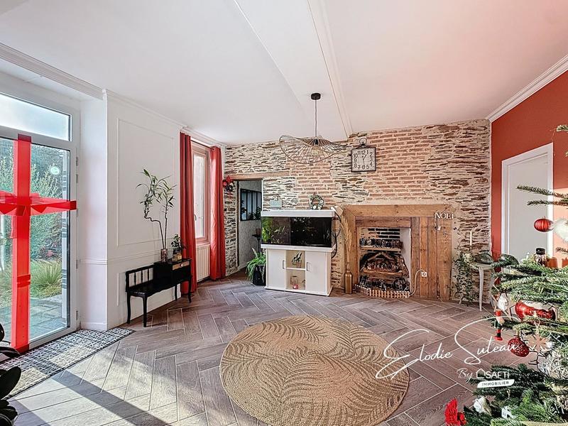 Maison - 170 m² - 7 pièces