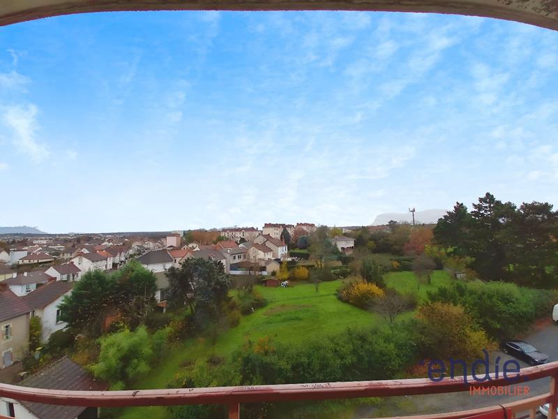 Appartement - 70 m² - 4 pièces