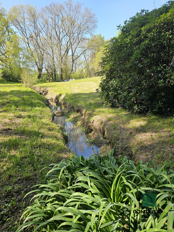 Maison traditionnelle - 160 m² - 6 pièces