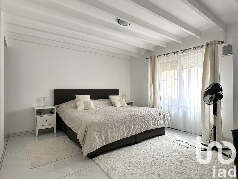 Maison - 185 m² - 4 pièces