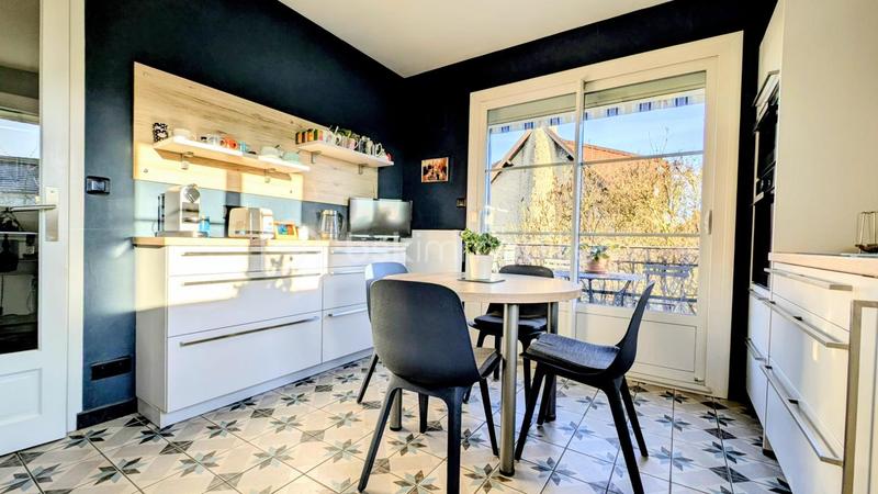 Maison - 153 m² - 7 pièces