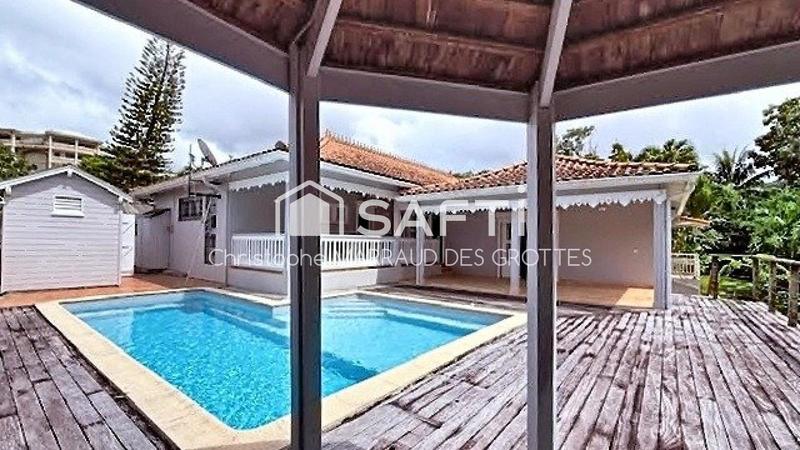 Villa - 231 m² - 6 pièces