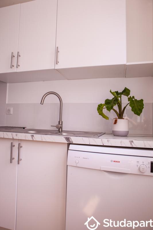 Chambre - 9 m² - 1 pièce