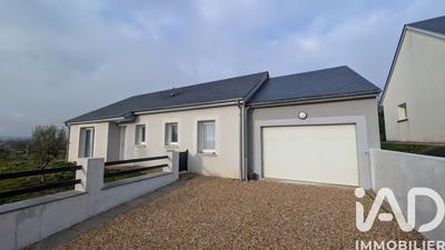 Maison - 96 m² - 4 pièces