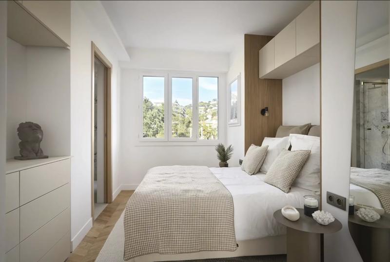 Appartement - 102 m² - 4 pièces