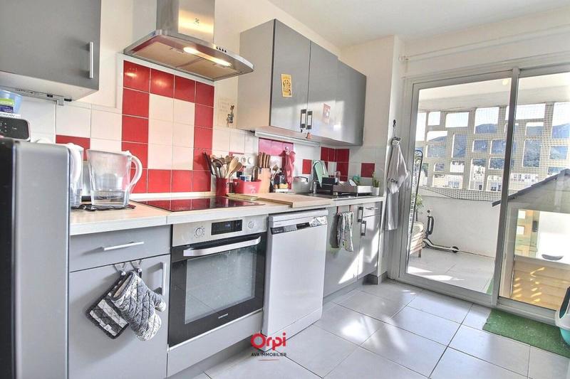 Appartement - 71 m² - 3 pièces