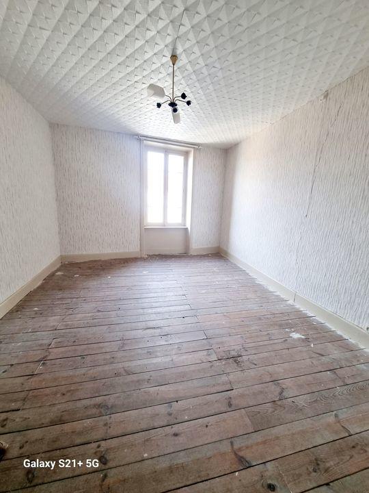 Maison de village - 250 m² - 10 pièces