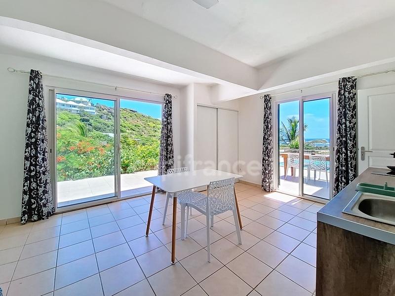 Villa - 196 m² - 4 pièces