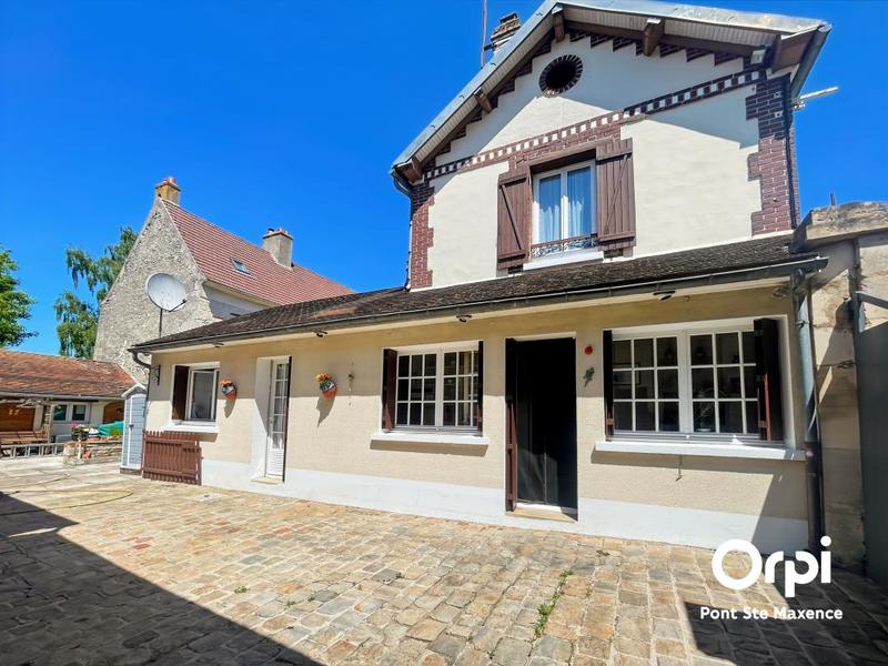 Maison de ville - 175 m² - 6 pièces