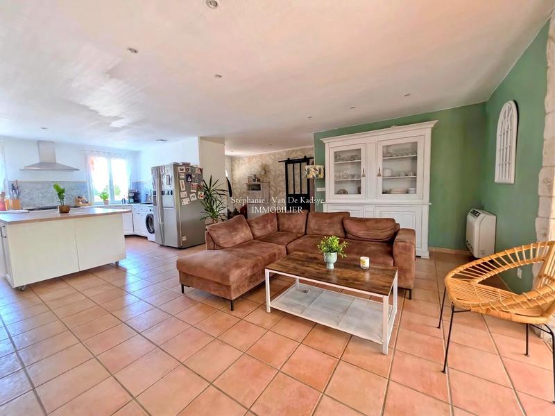 Villa - 100 m² - 5 pièces