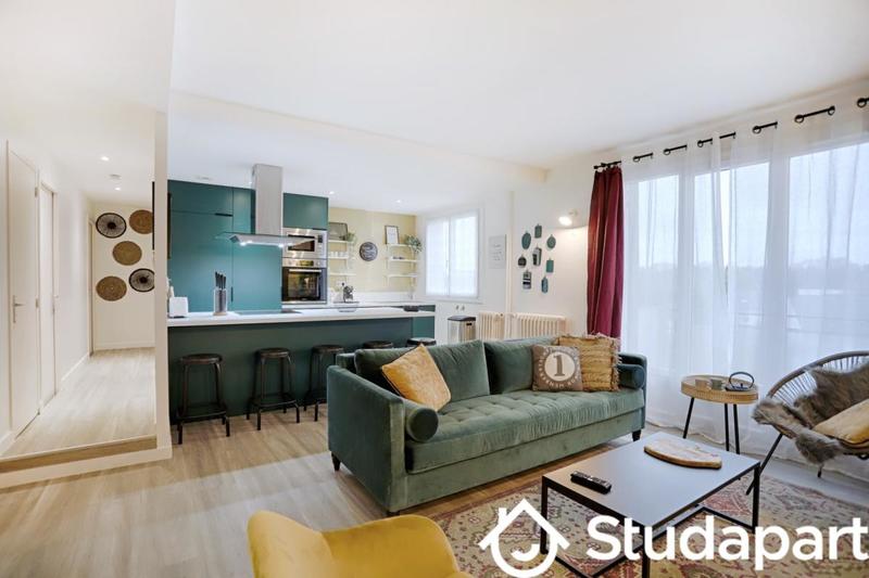 Chambre - 11 m² - 1 pièce