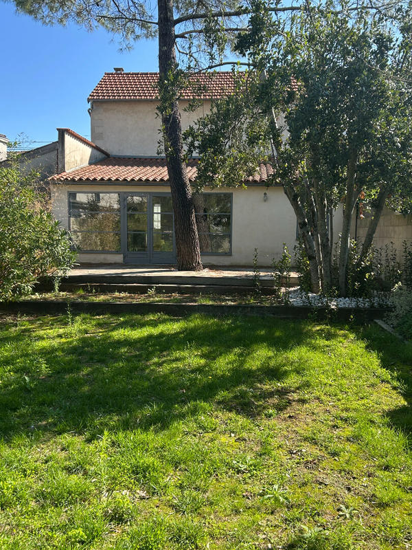 Maison - 101 m² - 5 pièces