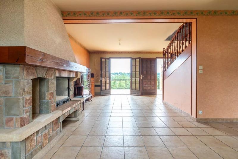 Maison - 136 m² - 5 pièces