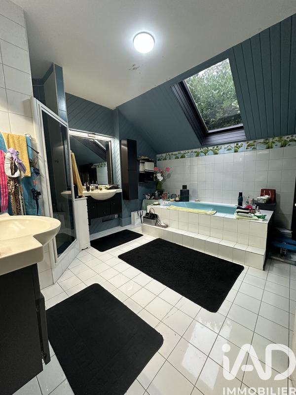 Maison de maîtres - 319 m² - 10 pièces