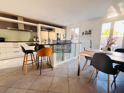 Villa - 103 m² - 4 pièces