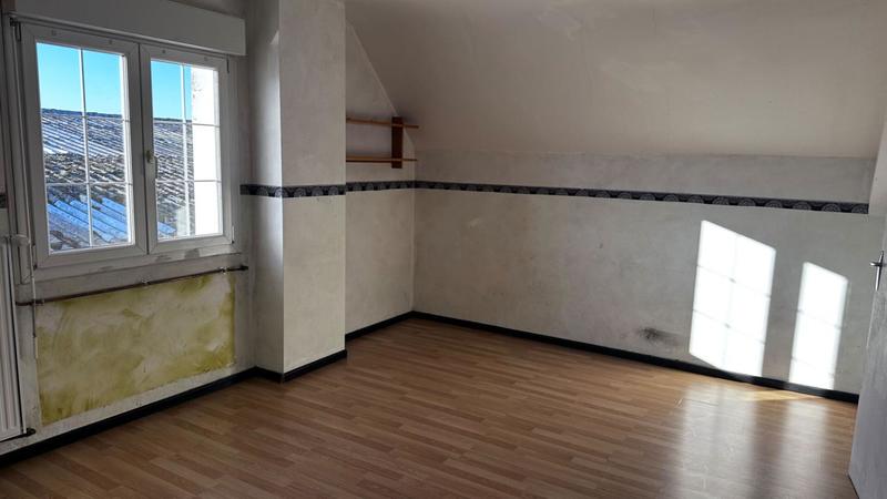 Maison - 161 m² - 7 pièces