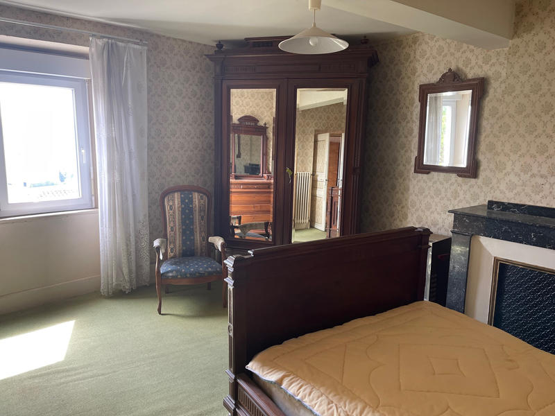 Maison - 206 m² - 6 pièces