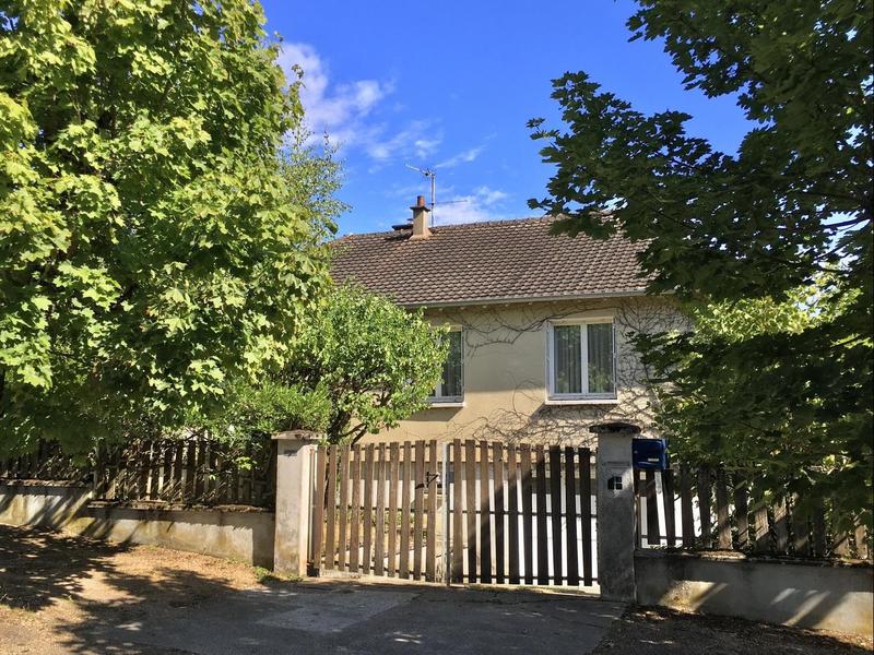 Maison - 95 m² - 5 pièces