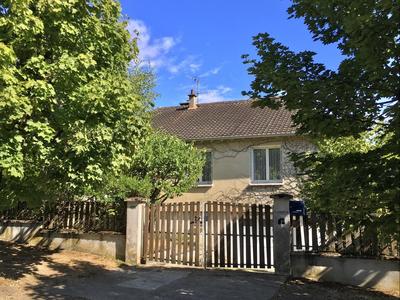Maison - 95 m² - 5 pièces