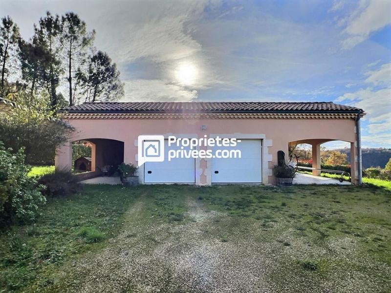 Maison - 190 m² - 5 pièces