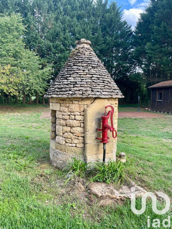 Maison - 238 m² - 10 pièces