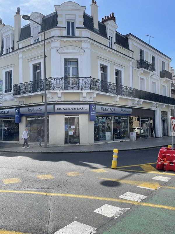 Local commercial - 190 m²
